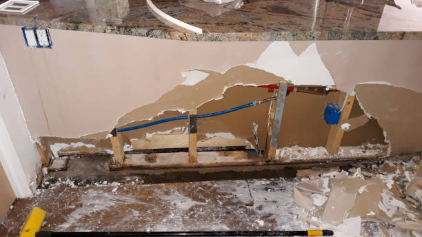 Best Emergency water damage restoration  in Roberts, WI